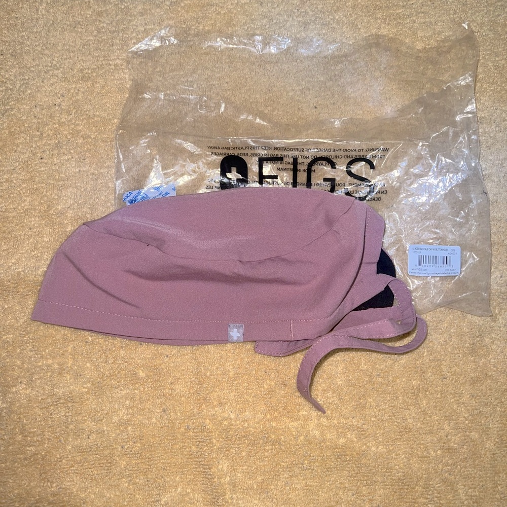 Figs Mineral Mauve scrub cap